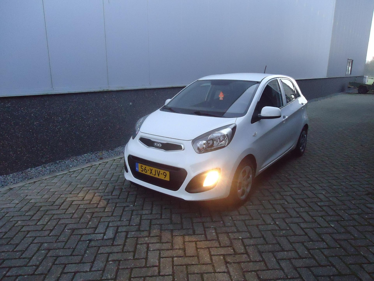 Kia Picanto - 1.0 CVVT 69 PK 5D Comfort Pack Airco - AutoWereld.nl