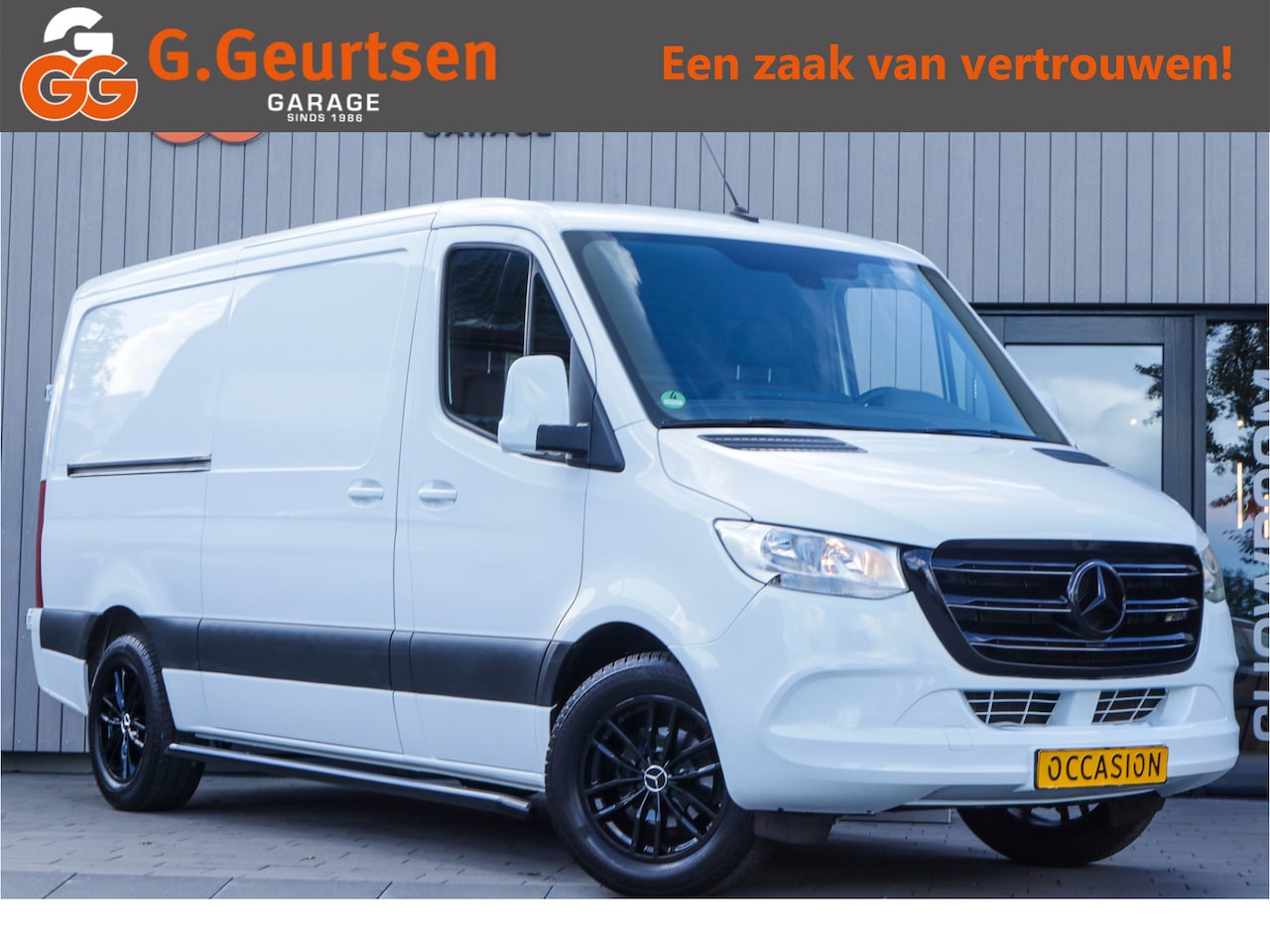 Mercedes-Benz Sprinter - 317CDI L2H1 RWD, Navigatie, Camera, Lederen bekleding, Bijrijdersbank, Cruise Control - AutoWereld.nl