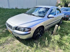 Volvo S60 - 2.4 Edition