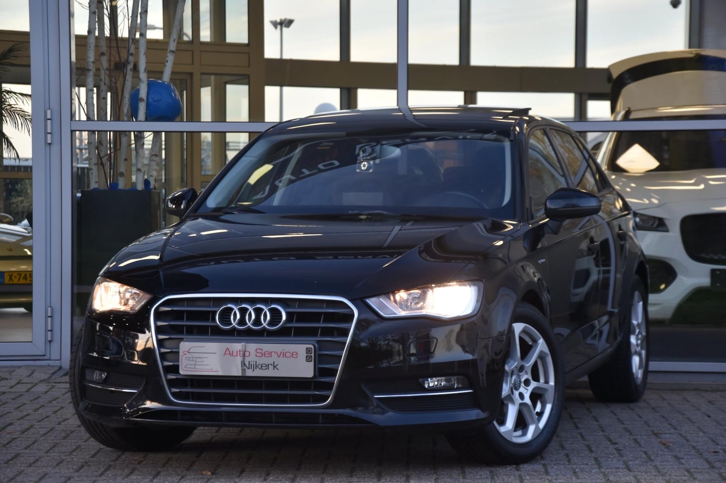 Audi A3 Sportback - 1.4 TFSI Ambition Pro Line g-tron Pano. dak Nav. Airco - AutoWereld.nl