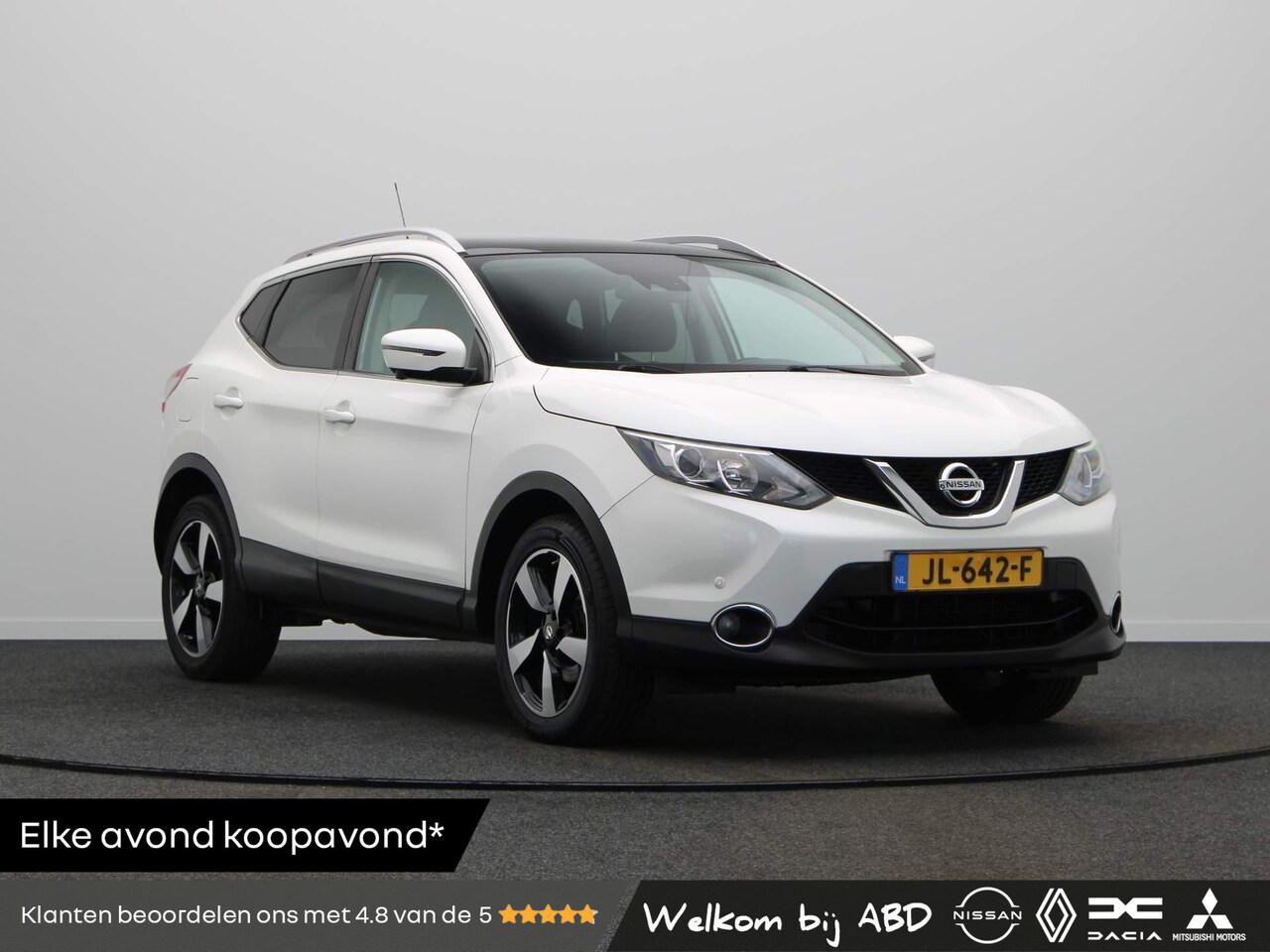 Nissan Qashqai - 163pk N-Connecta | Trekhaak | Panorama dak | Rondomzicht camera | Navigatie | - AutoWereld.nl