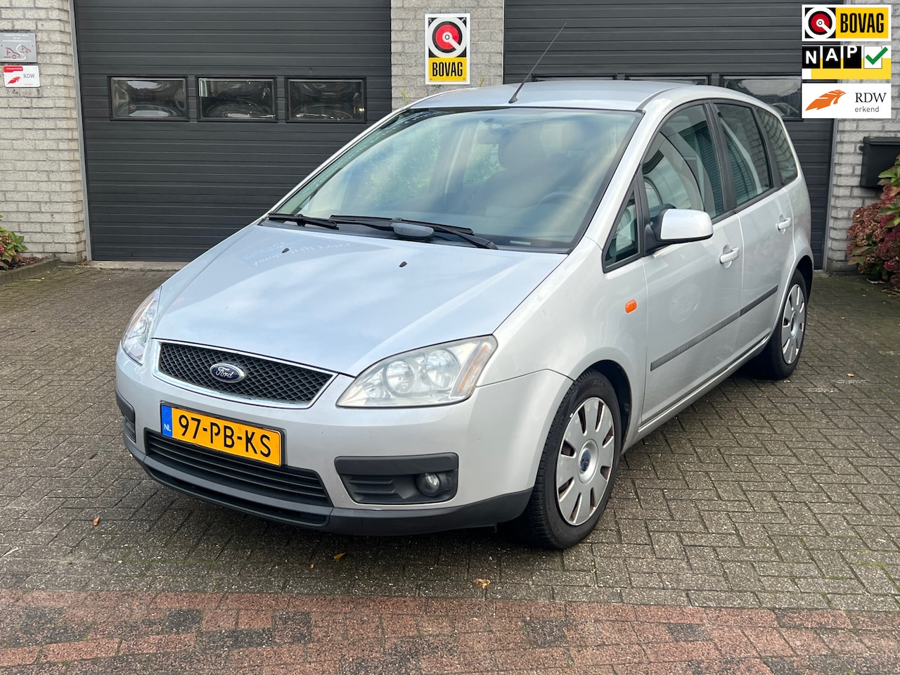 Ford Focus C-Max - 1.6-16V Trend *Nieuwe APK + Koppeling* - AutoWereld.nl