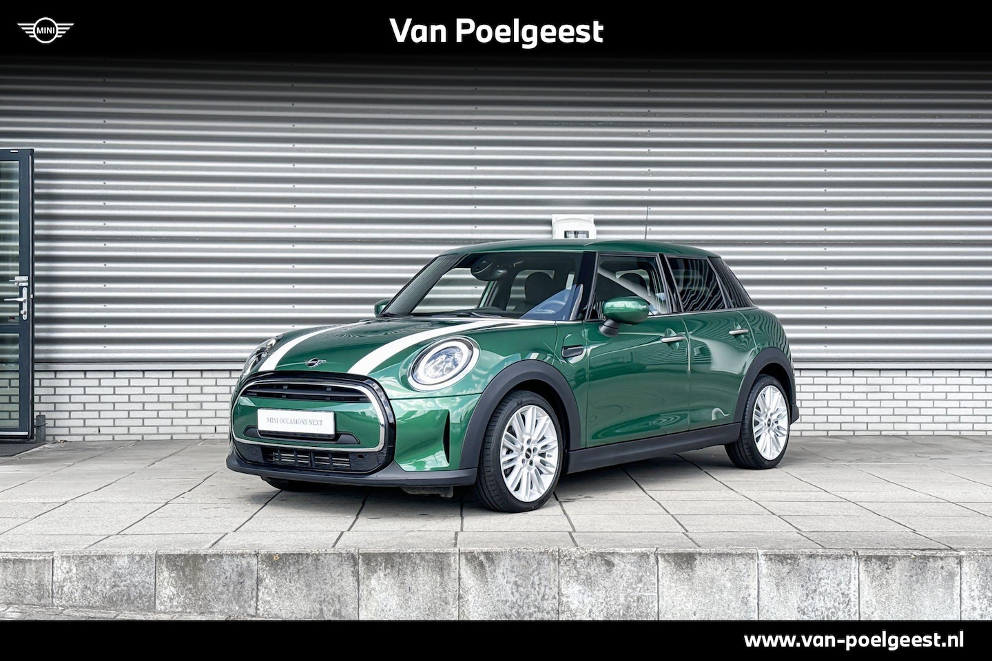 MINI Cooper - 5-deurs Classic  / Premium Go Pakket - AutoWereld.nl