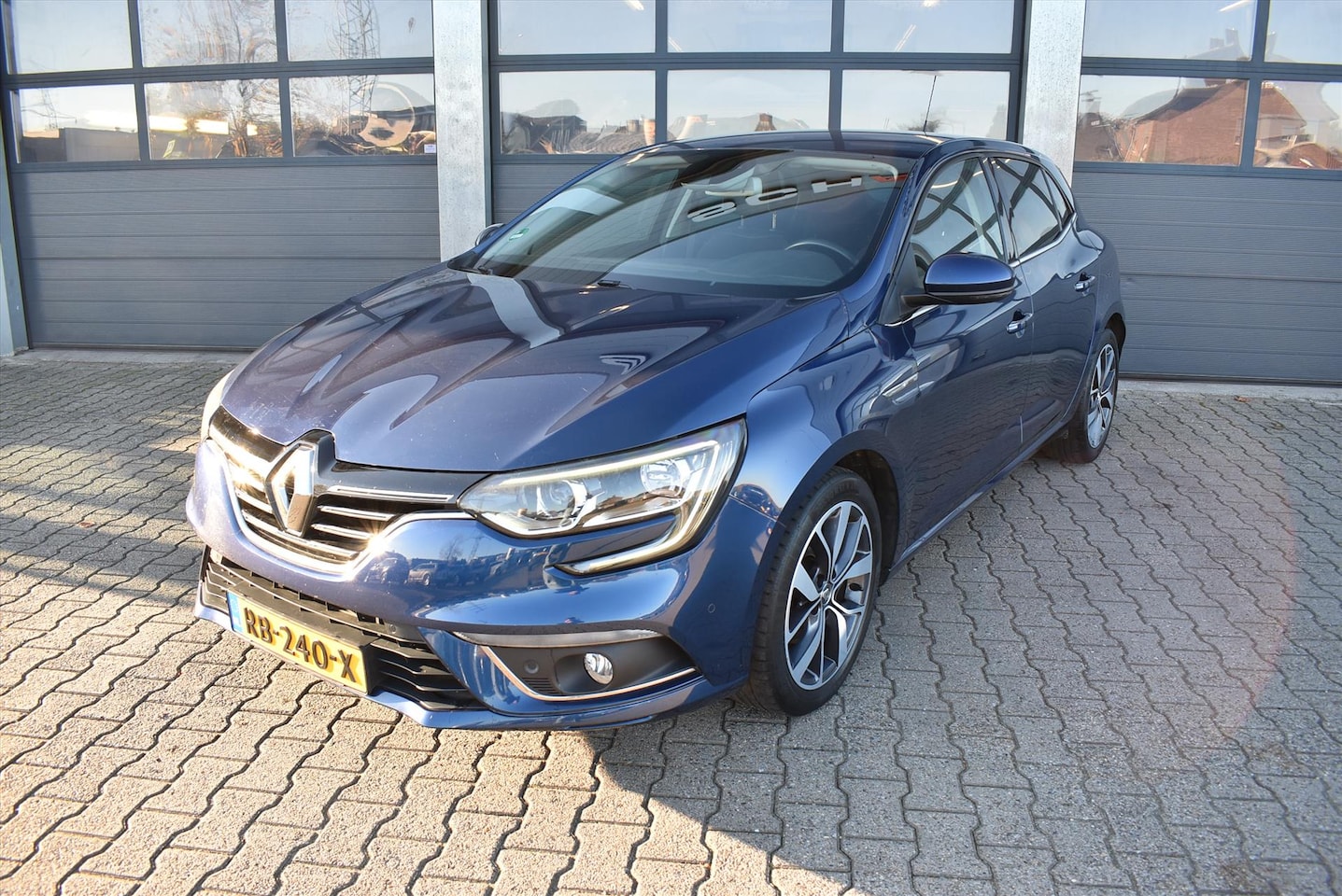 Renault Mégane - 1.2 TCe Energy 130pk Bose - AutoWereld.nl