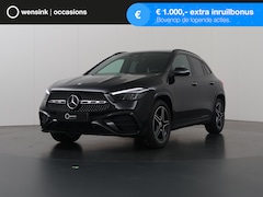 Mercedes-Benz GLA-Klasse - 180 AMG Line | Panoramadak | WideScreen | Sportstoelen | Navigatie | Camera | Climate Cont