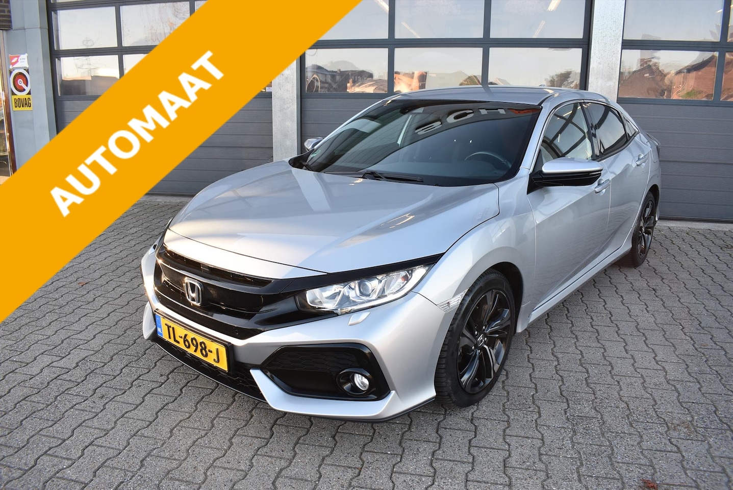 Honda Civic - 1.0 i-VTEC 129pk 5-drs Premium Automaat - AutoWereld.nl