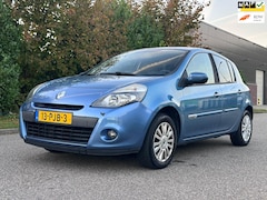 Renault Clio - 1.2 TCe Collection 5DR*Navigatie*06-11-2025 APK*Cruise*Airco*NAP*LM velgen*Nieuwe APK