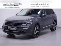 Volkswagen Tiguan - 2.0 TDI 150 pk Aut. Grijs Kenteken 2-Zits Navi Panoramadak, LED IQ Light Koplampen, Trekha