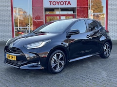 Toyota Yaris - HYBRID 115 FIRST EDITION STOEL/STUURVERW DRAADLOOS-LADEN APPLE/ANDROID KEYLESS CLIMA AD-CR