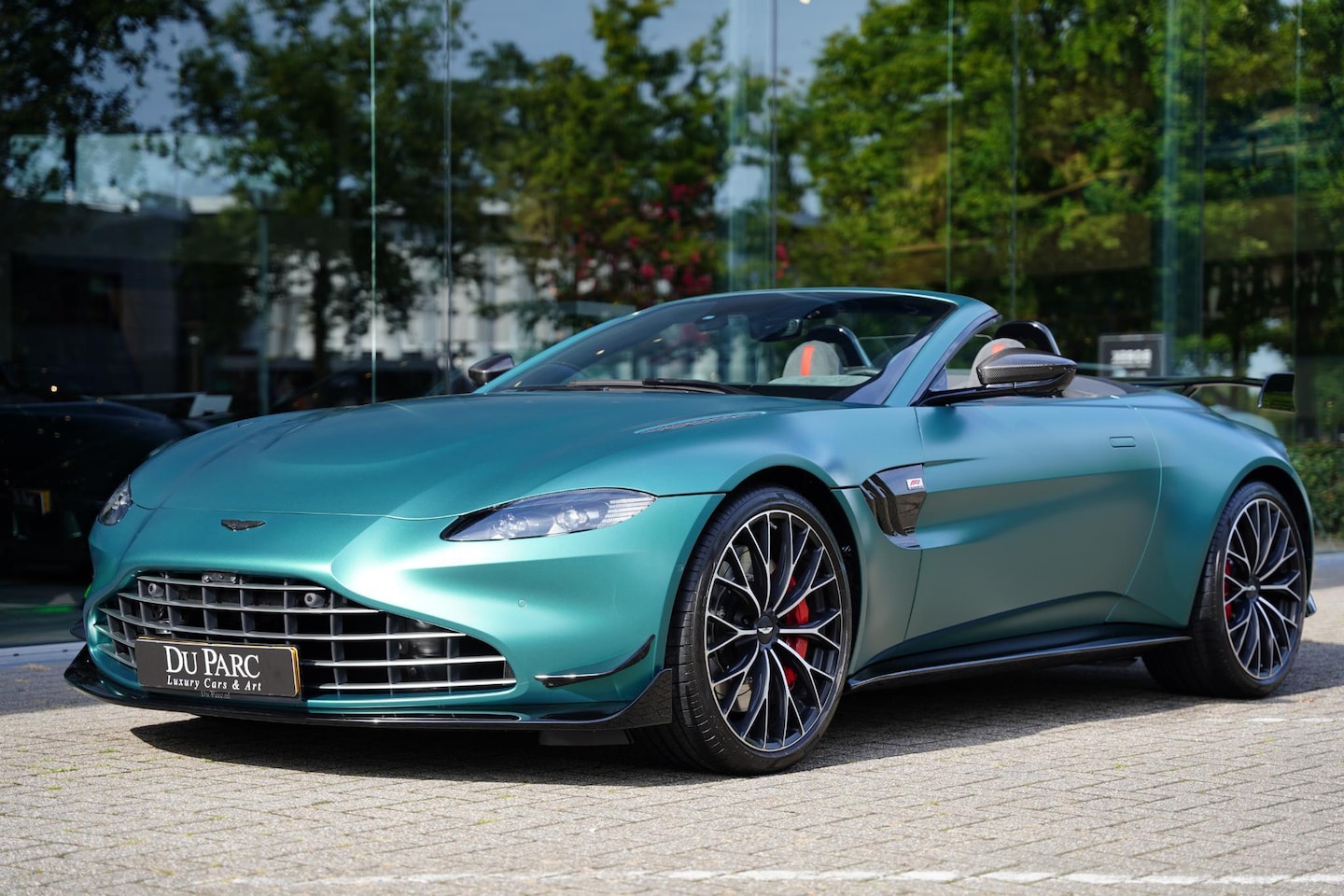 Aston Martin V8 Vantage Roadster - 4.0 F1 Edition NL Auto - AutoWereld.nl