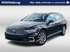 Volkswagen Passat Variant - 1.4 TSI PHEV 218pk GTE Business / Panoramadak / Trekhaak Elek. / Standkachel / LED / Elek.