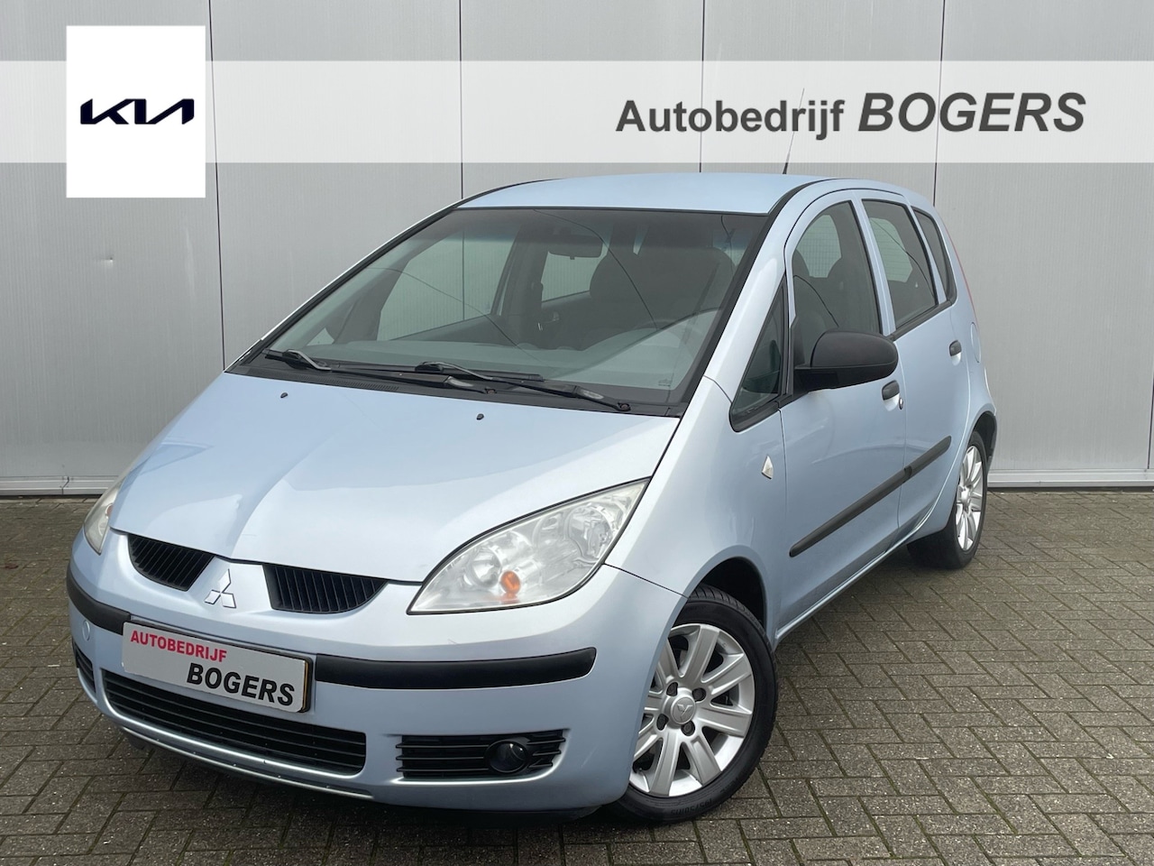 Mitsubishi Colt - 1.3 Invite Airco, Radio CD, 14"Lm, El.ramen voor, Afst.bediening centralevergrendeling - AutoWereld.nl