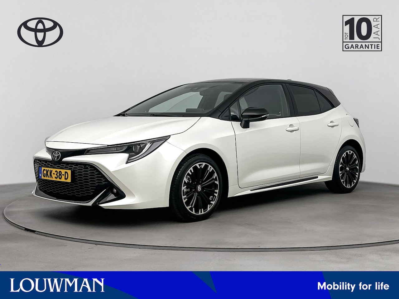 Toyota Corolla - 1.8 Hybrid GR Sport *Demo* | DIRECT Leverbaar! - AutoWereld.nl