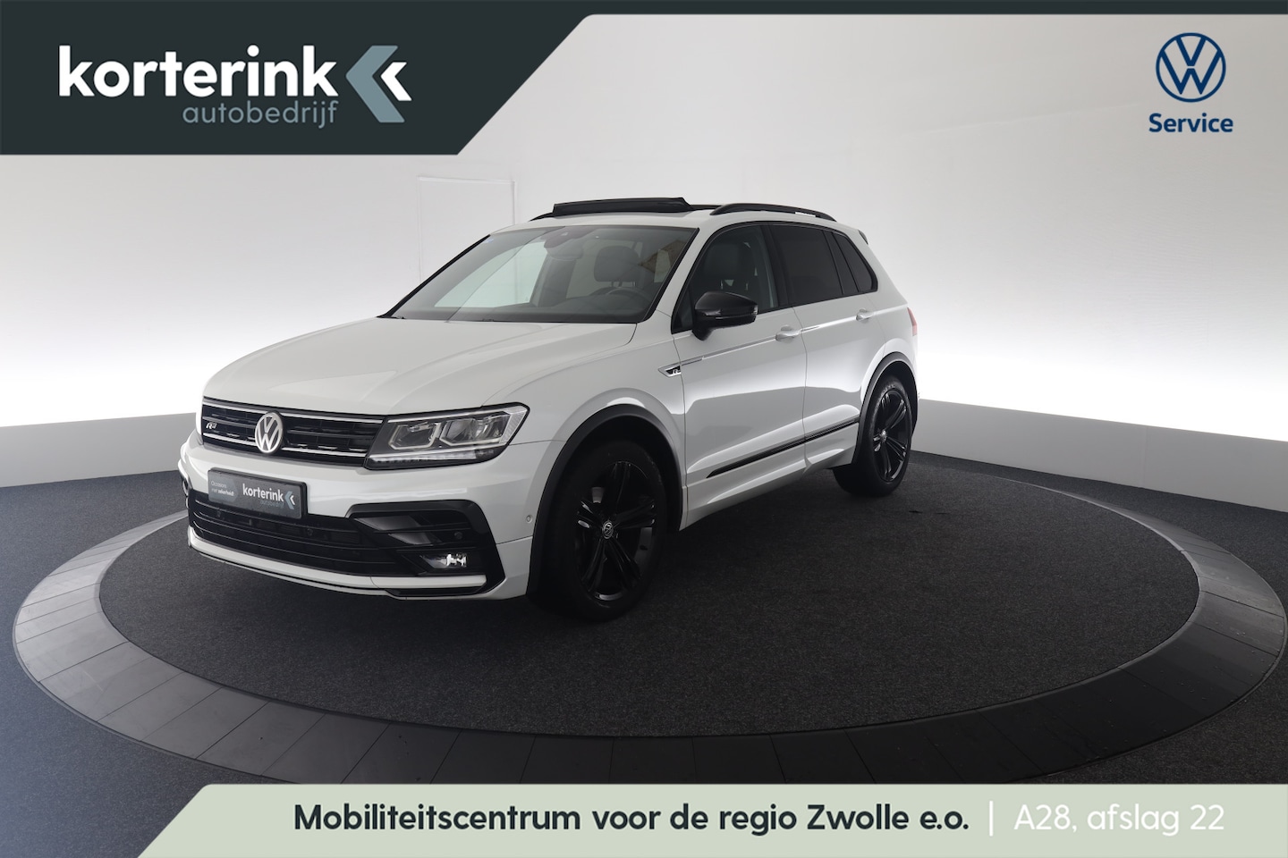 Volkswagen Tiguan - 1.5 TSI ACT R-line Black Style | Trekhaak | Panoramadak - AutoWereld.nl