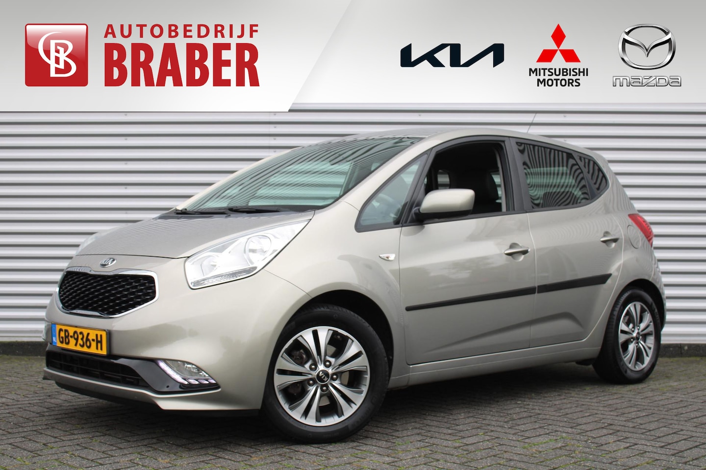 Kia Venga - 1.4 CVVT First Edition | Airco | Cruise | Camera | 16" LM | - AutoWereld.nl