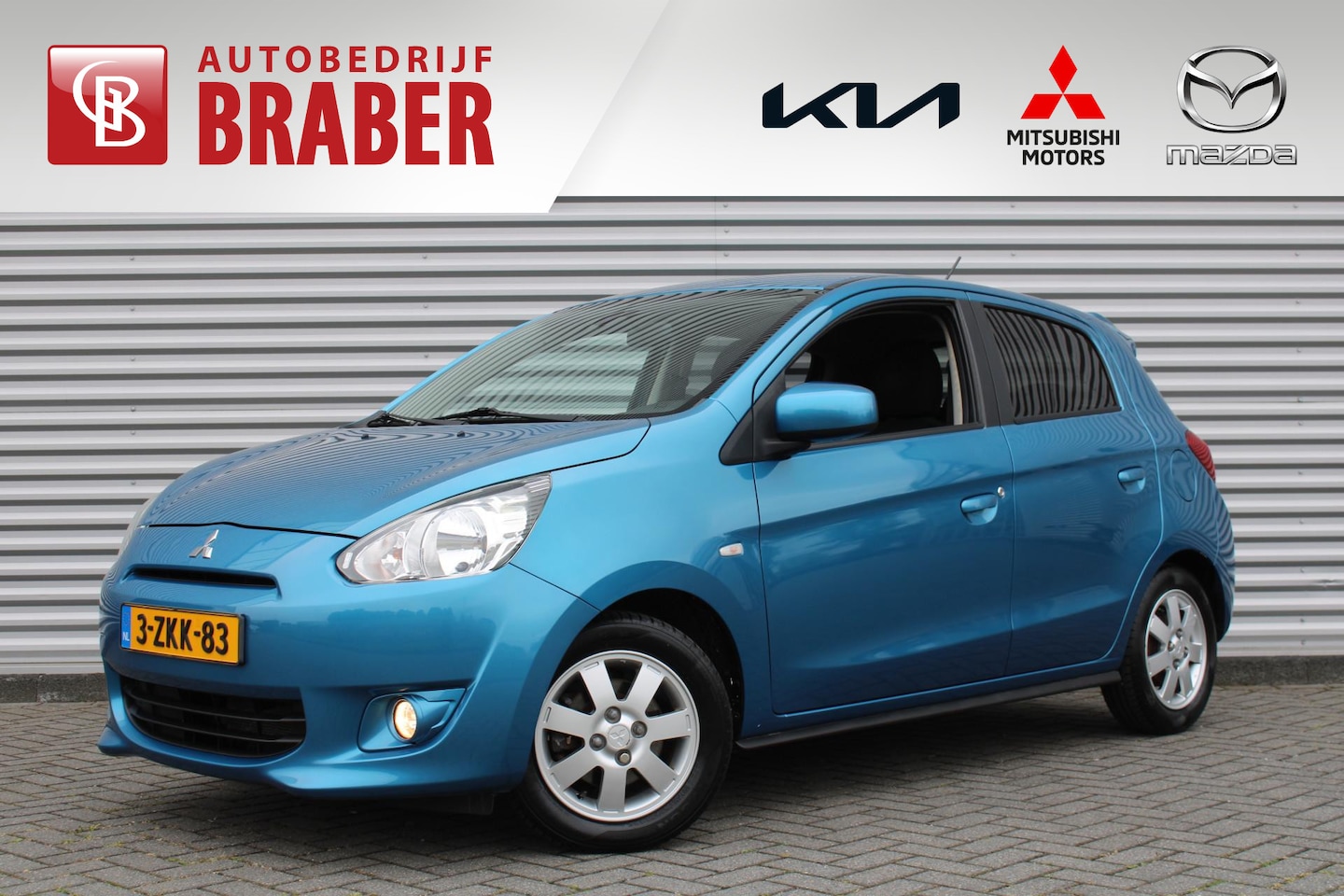 Mitsubishi Space Star - 1.0 Bright | 14" LM | Airco | Trekhaak Utility Bar | Fietsendrager | Leder stuurwiel | - AutoWereld.nl