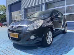 Hyundai i20 - 1.2i i-Motion 5DRS AIRCO LAGE KM AUX/USB BOVAG