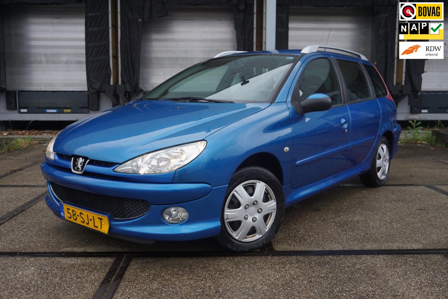 Peugeot 206 SW - 1.4 Air-line 3 * Airco * Trekhaak * - AutoWereld.nl