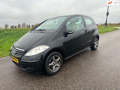 Mercedes-Benz A-klasse - 150 Classic incl gloednieuwe apk