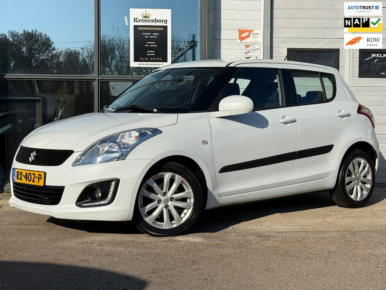 Suzuki Swift - 1.2 Dynamic 1.2 Dynamic, AUTOMAAT, NAP, CARPLAY - AutoWereld.nl