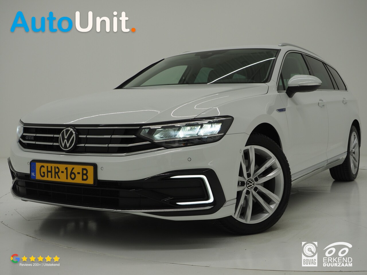 Volkswagen Passat Variant - 1.4 TSI PHEV GTE | Virtual | Adaptive Cruise | Camera | Stoelverwarming - AutoWereld.nl