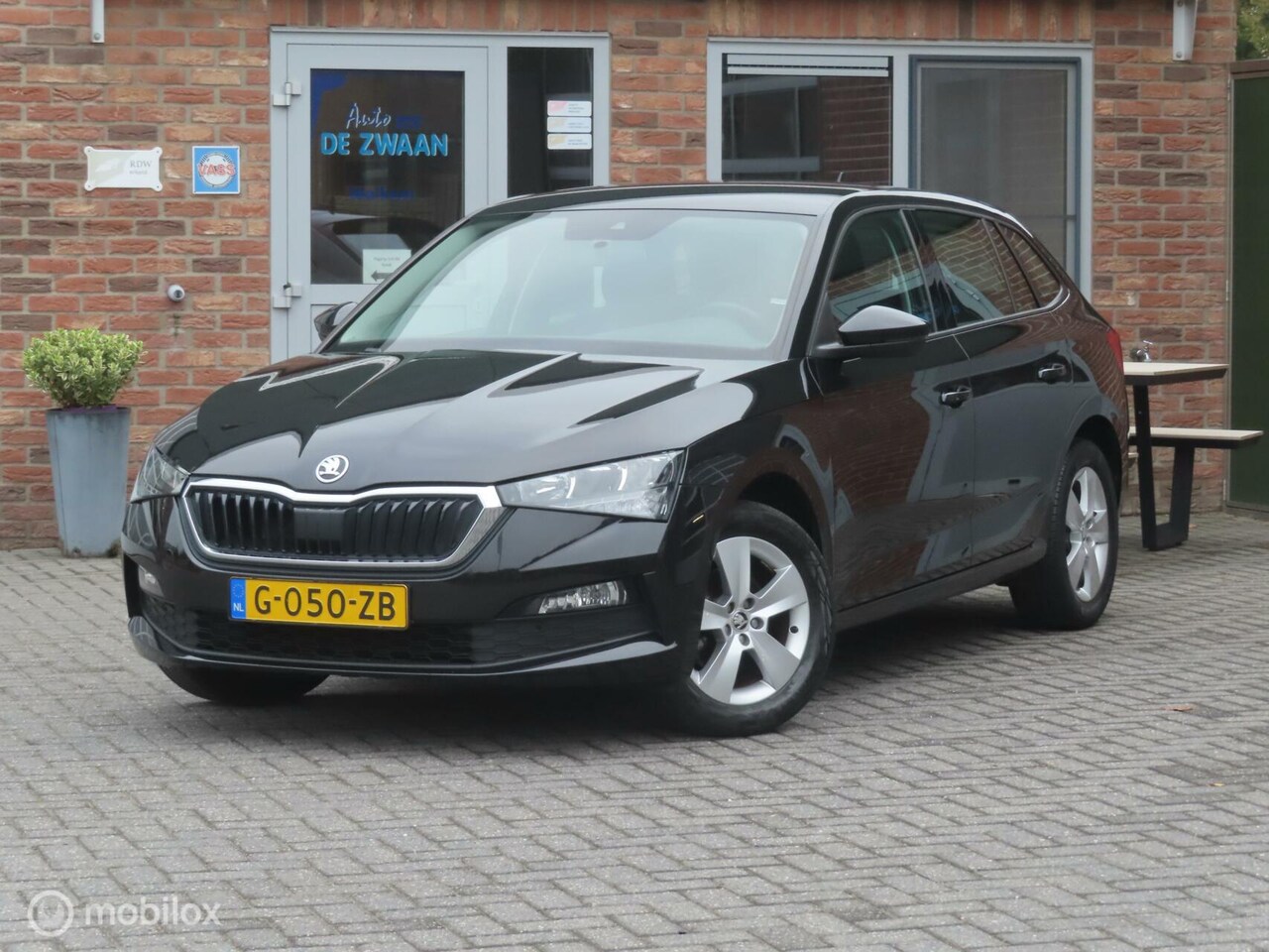 Skoda Scala - 1.0 TSI Ambition 1.0 TSI 115 PK Ambition, Trekhaak, 16 Inch Lmv - AutoWereld.nl