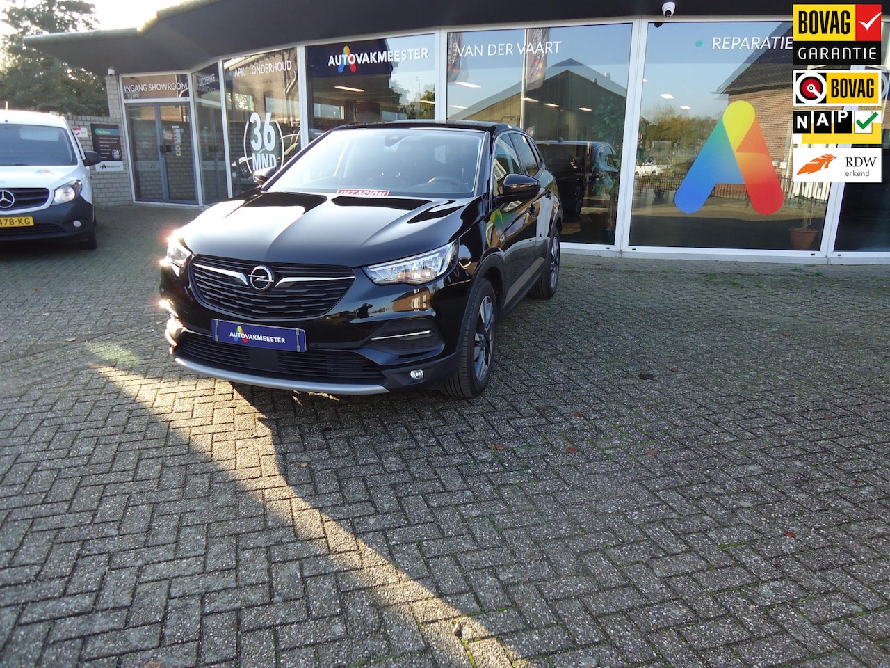 Opel Grandland X - 1.2 Turbo Innovation 1.2 Turbo Innovation - AutoWereld.nl