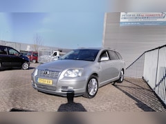 Toyota Avensis Wagon - 2.0 VVTi Linea Luna