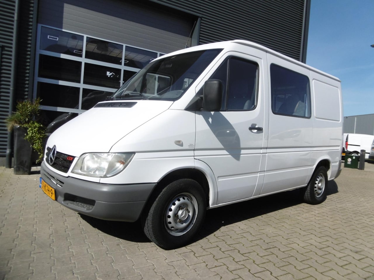 Mercedes-Benz Sprinter - 208 CDI 300 Ivalide Rolstoel Vervoer Marge Auto - AutoWereld.nl