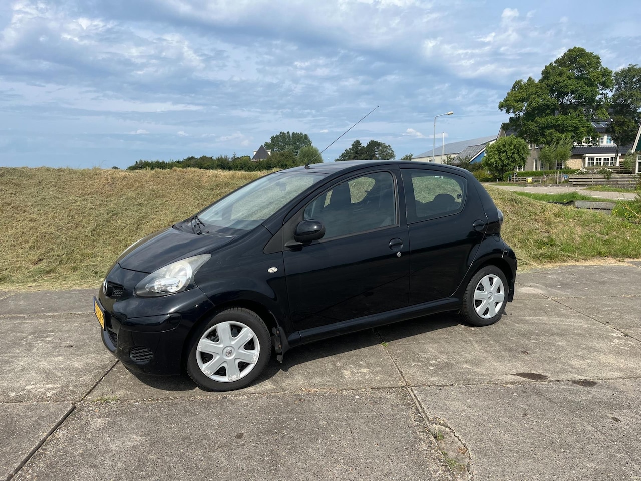 Toyota Aygo - 1.0-12V Comfort APK 07-2025 - AutoWereld.nl