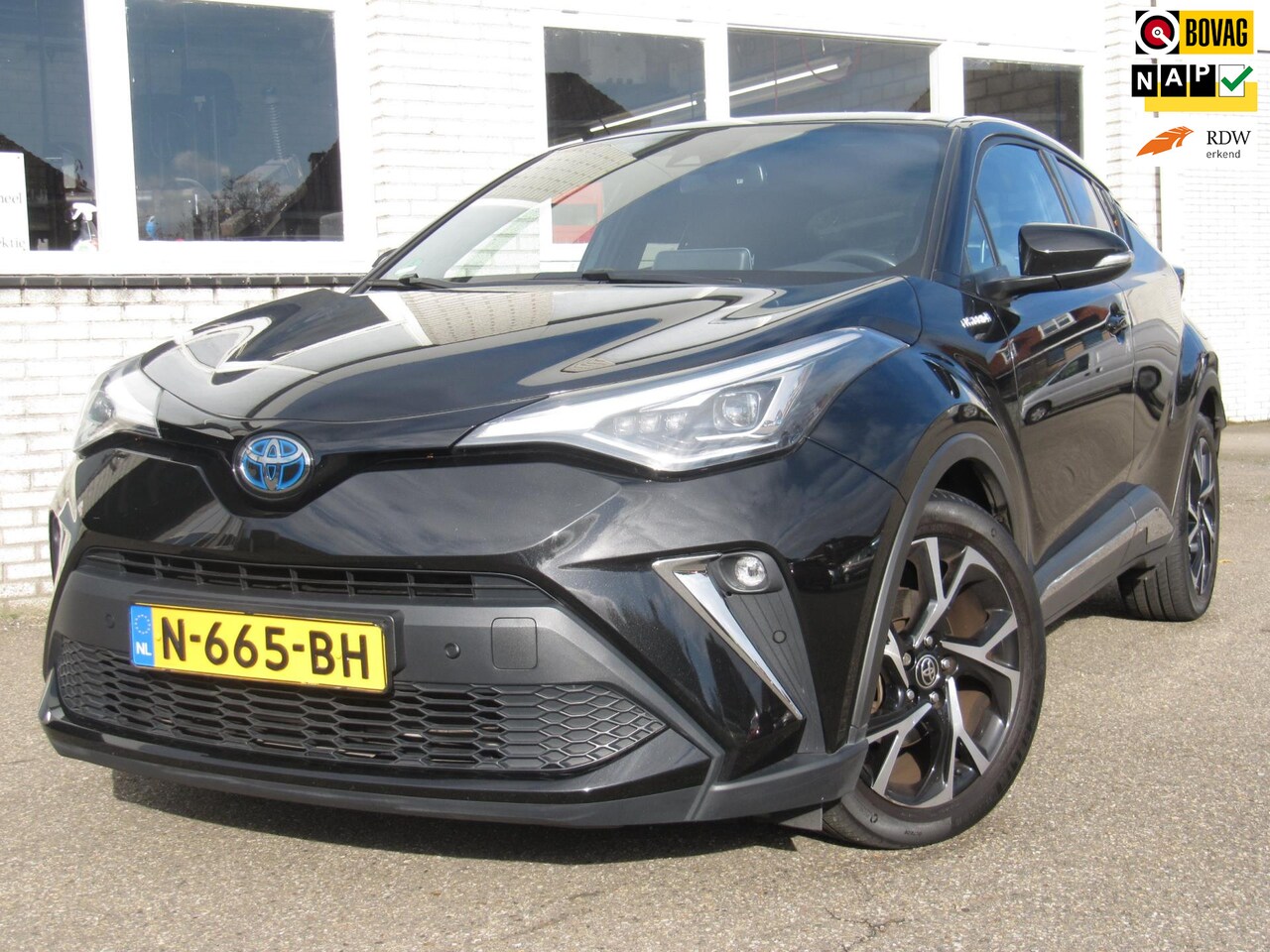 Toyota C-HR - 1.8 Hybrid Style chrome pakket - AutoWereld.nl