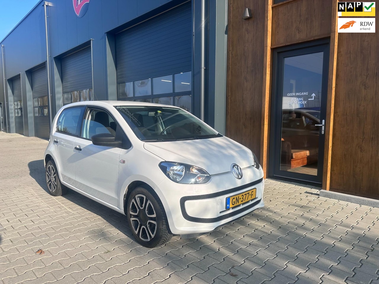 Volkswagen Up! - 1.0 take up! BlueMotion 5drs airco eco-up cng/benzine - AutoWereld.nl