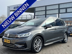 Volkswagen Touran - 2.0 TDI Dsg Highline Business R R-line Navigatie Camera Acc Dab Led Carplay Sport Comfort