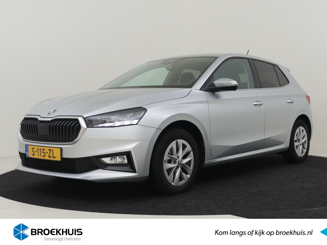 Skoda Fabia - 1.0 TSI 96pk Business Edition | Cruise control | Navigatie | App connect | Privacy glass | - AutoWereld.nl