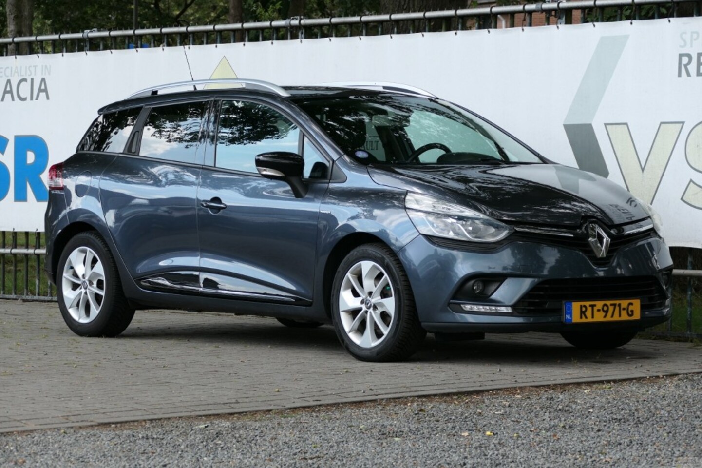 Renault Clio Estate - Estate TCe 120 EDC Automaat Zen - AutoWereld.nl