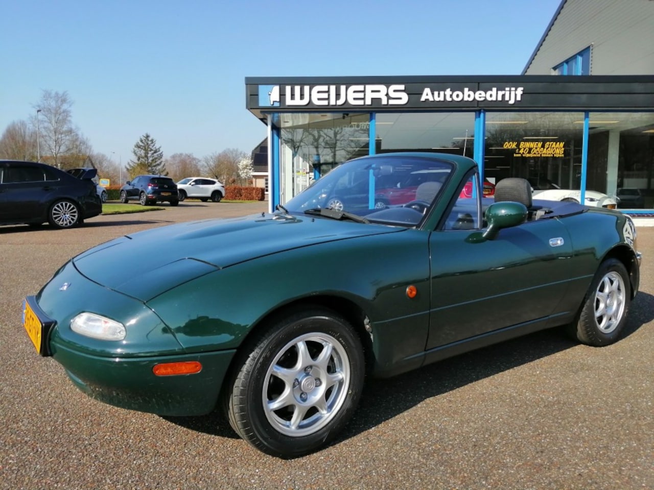 Mazda MX-5 - 1.8i Stoffen softtop, Zeer nette staat! Slechts 160.750 km! - AutoWereld.nl