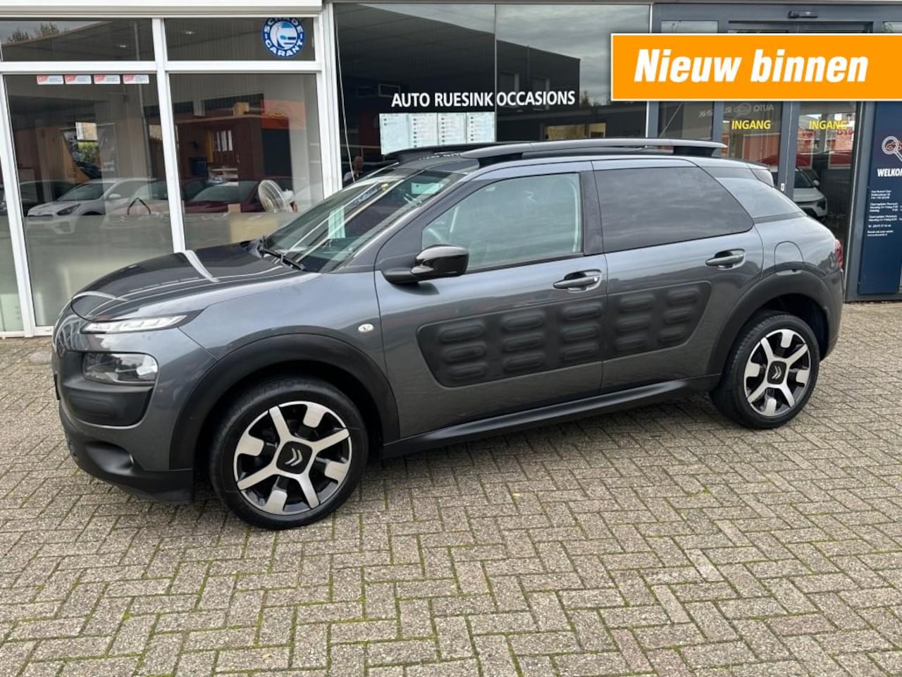 Citroën C4 Cactus - 1.2 PURET. SHINE - AutoWereld.nl