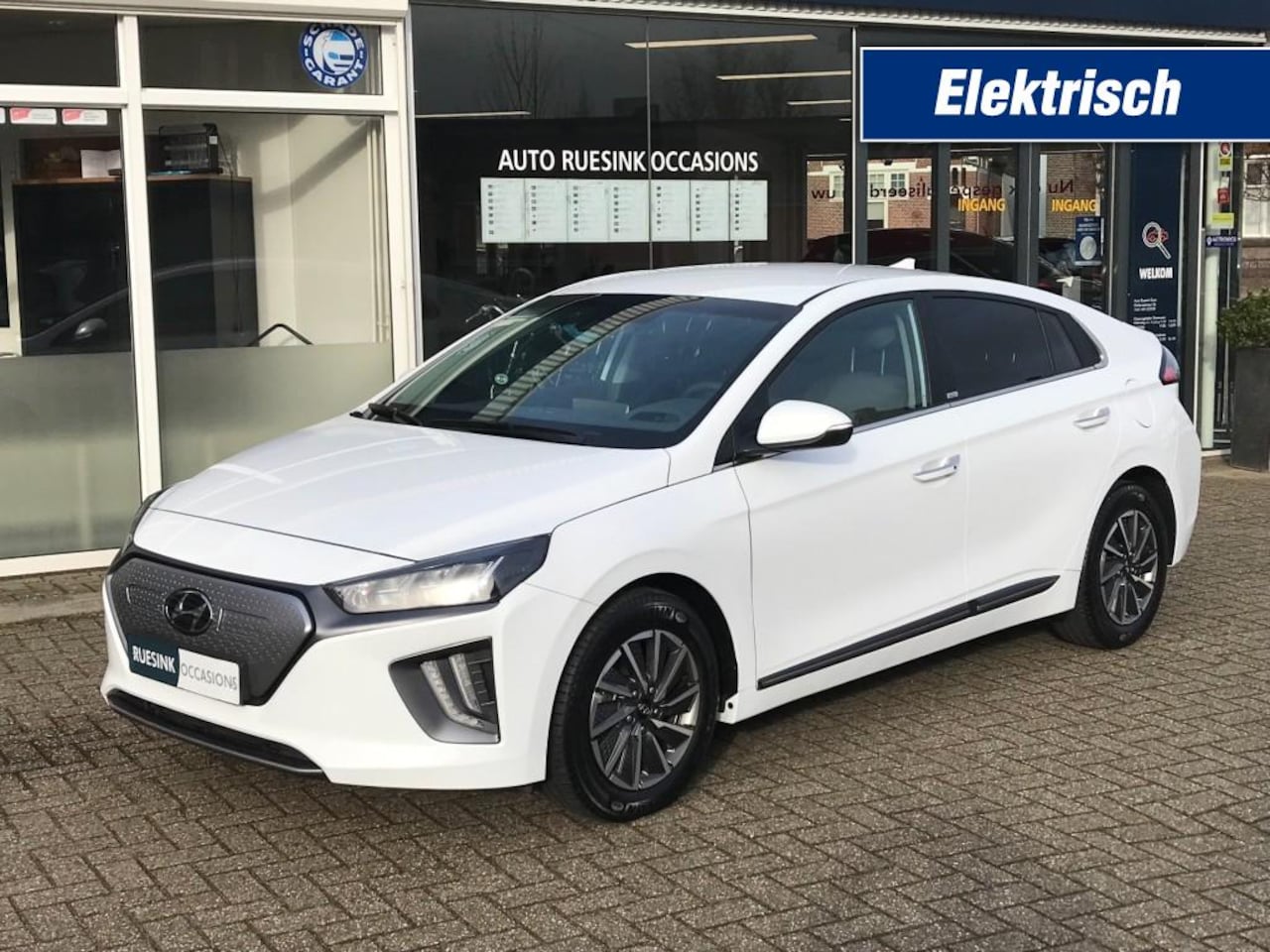 Hyundai IONIQ - COMFORT  EV      2.000,- SUBSIDIE - AutoWereld.nl