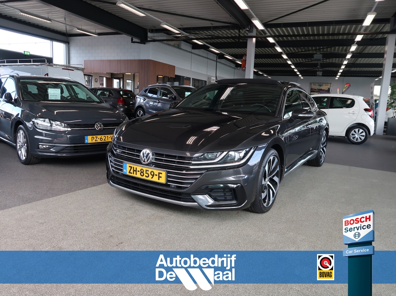 Volkswagen Arteon - 2.0 TSi 190pk DSG Business R-Line SCHUIFDAK/VIRTUAL/DODEHOEK/CARPLAY/CAMERA/19INCH/TREKHAA - AutoWereld.nl