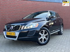 Volvo XC60 - 2.0T Summum / NAP / PDC / Airco / Trekhaak / Cruise /