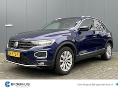 Volkswagen T-Roc - 1.5 TSI 150pk Automaat Sport | Climate controle | Trekhaak | Stoelverwarming | Dodehoeksen