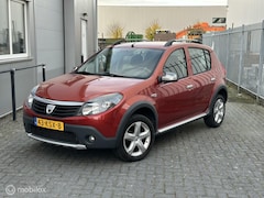 Dacia Sandero Stepway - 1.6 | NL Auto | Airco | Trekhaak