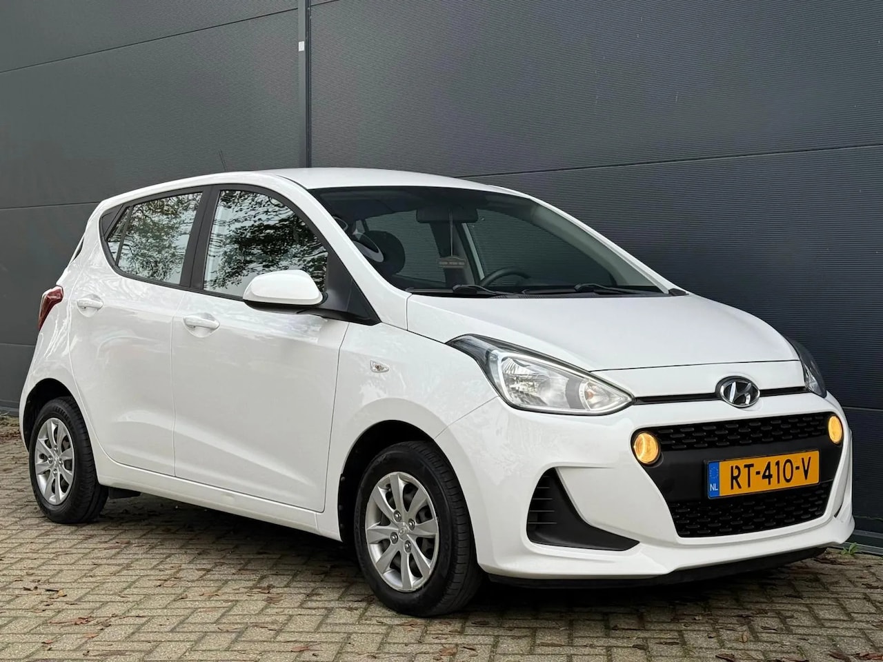 Hyundai i10 - 1.0i Comfort AIRCO| CRUISE | STE EIG | BTW | NWE APK - AutoWereld.nl