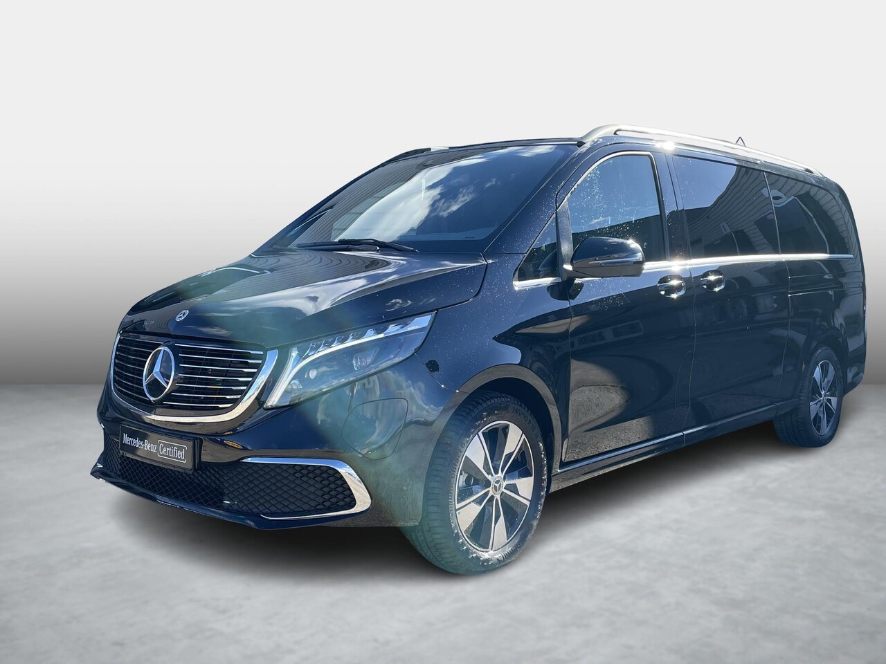 Mercedes-Benz EQV - 300 L3 Combi 7-Persoons | Airmatic | Distronic | 360 Camera - AutoWereld.nl