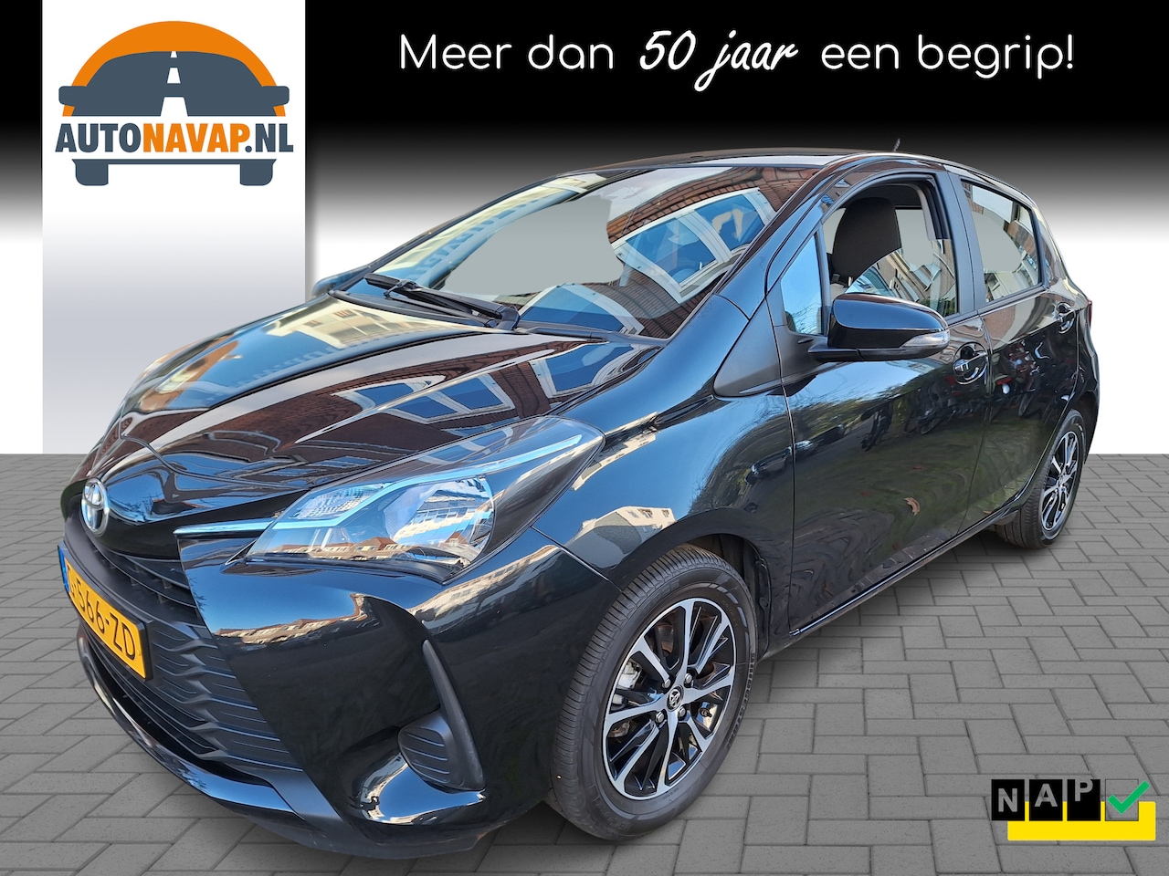 Toyota Yaris - 1.0 VVT-i Connect 5Drs /19.000 Km!!/Navi/Camara/Apple/Android/Airco/Garantie - AutoWereld.nl