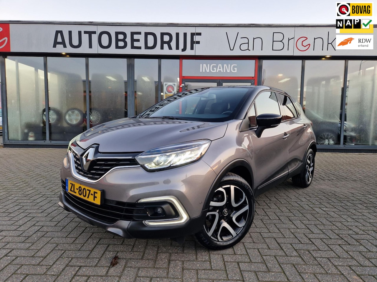 Renault Captur - 1.2 TCe Bose Edition One | Panodak | Parkeersensor V+A | Camera - AutoWereld.nl