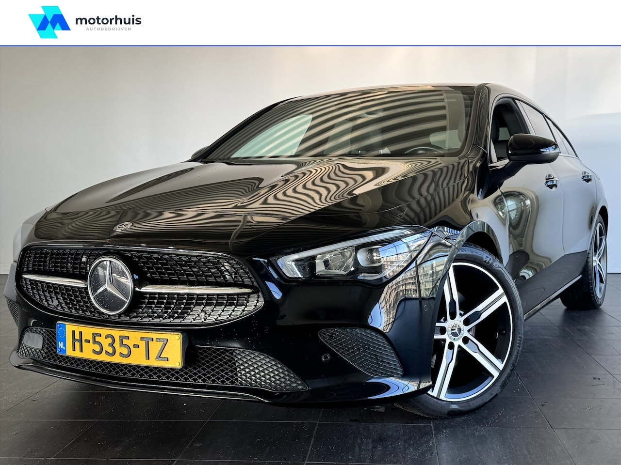 Mercedes-Benz CLA-klasse Shooting Brake - 180 136pk 7G-DCT Business Solution Luxury - AutoWereld.nl