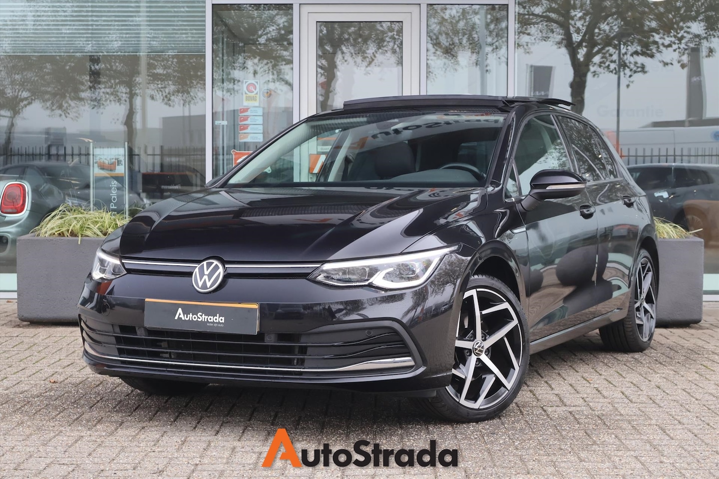 Volkswagen Golf - 1.5 eTSI 1st Edition 150pk | Memory Seat | Pano | ACC | Sfeer | Virtual | Carplay | IQ-Lig - AutoWereld.nl