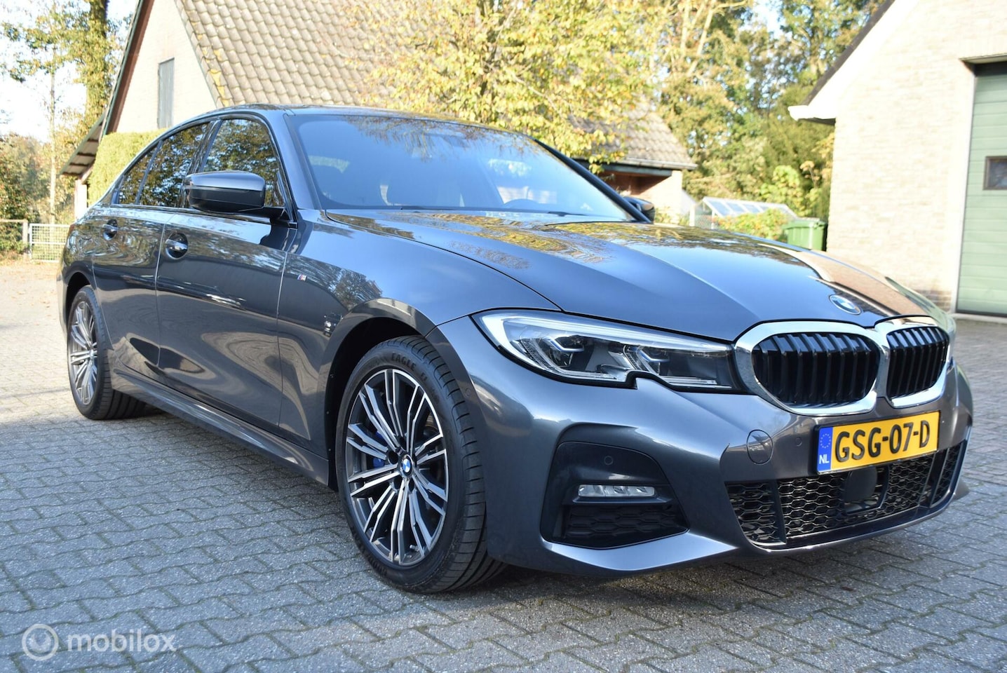 BMW 3-serie - 330E M Sport Headup led Aut 330E M SPORT - AutoWereld.nl