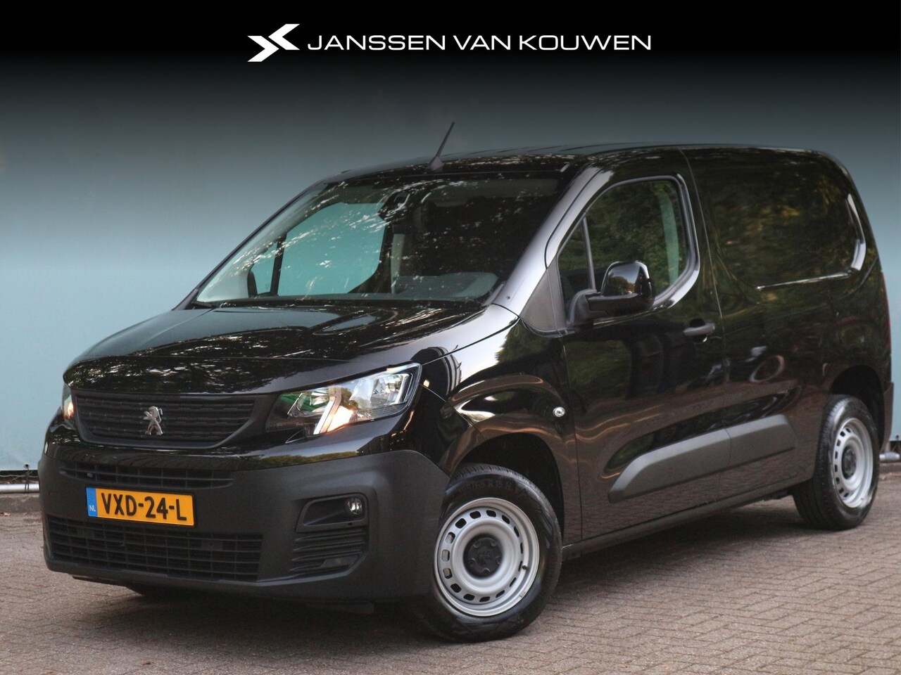 Peugeot Partner - 100 pk L1 / Navigatie / Camera / Cruise control - AutoWereld.nl